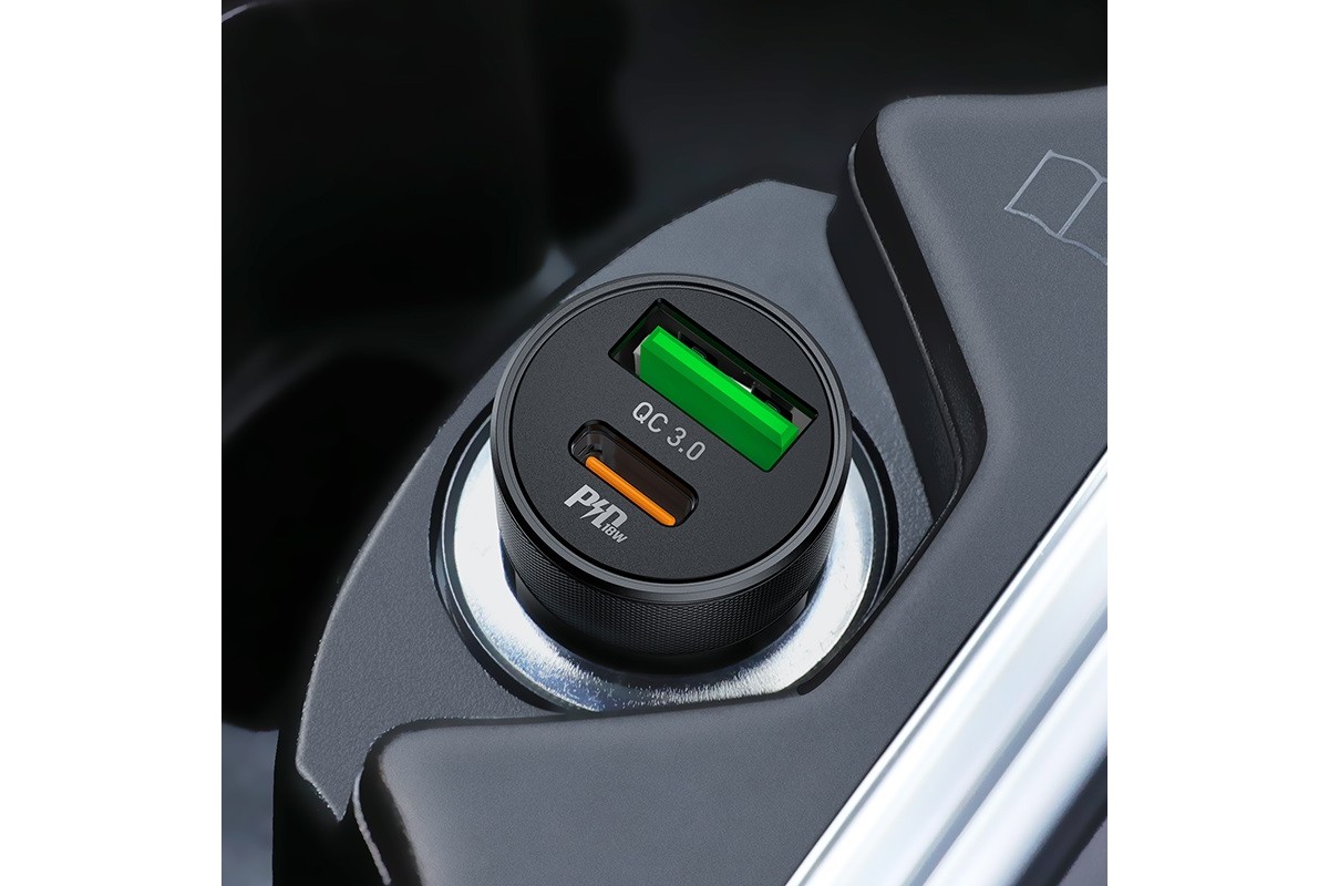 Автомобильное зарядное устройство USB +Type C HOCO Z32B Speed up PD+QC3.0 car charger Set(C TO Lightning) черный