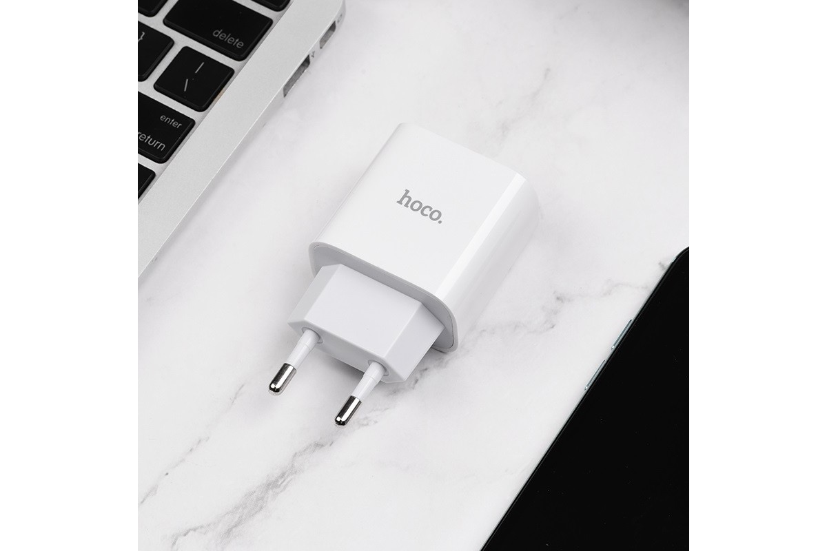 Сетевое зарядное устройство Type-C 20W Speed charger PD HOCO C76А белый (для iPhone 11-12 серий)