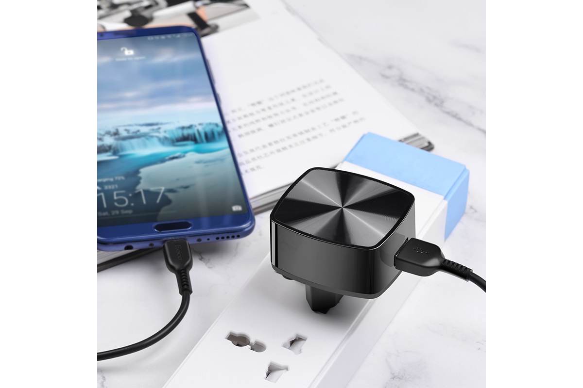 Сетевое зарядное устройство USB 2400mAh  HOCO C70A Cutting-edge single port QC3.0 charger черный