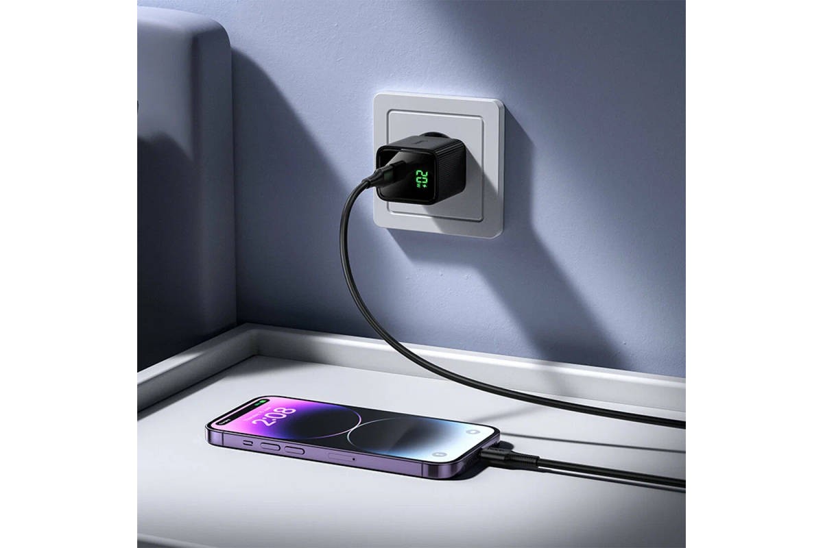 Сетевое зарядное устройство USB-C HOCO CS82A Excellent PD20W зарядное устройство с цифровым дисплеем (черный)