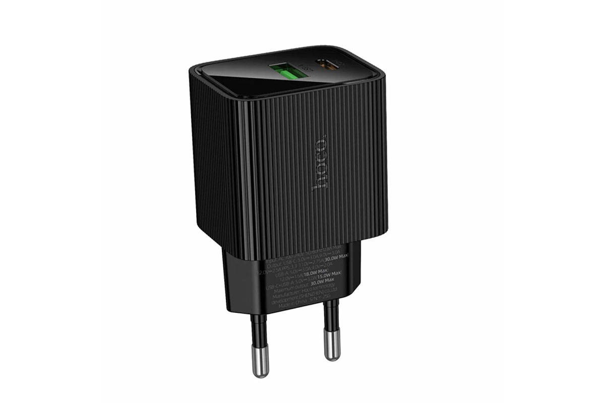 Сетевое зарядное устройство USB + USB-C HOCO CS84A Excellent PD30W+QC3.0 charger with digital display (черное)