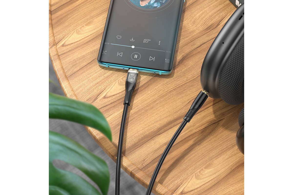 Кабель аудио HOCO UPA25  (штекер Type-C - вход AUX 3.5 mm) 1м черный