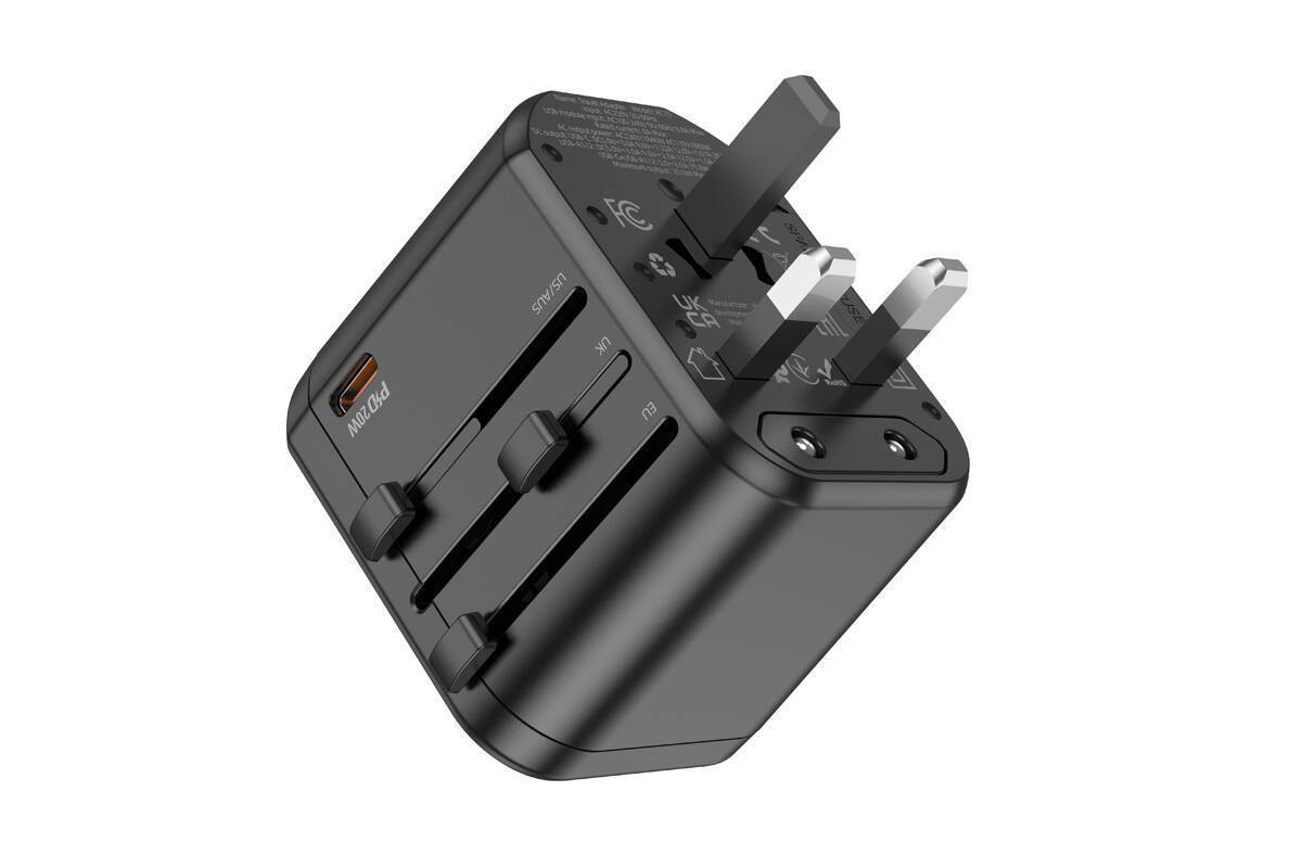 Сетевой адаптер-переходник Hoco AC15 Walker three-port PD20W(1C2A) универсальный зарядный конвертер (EU) Black (черный)