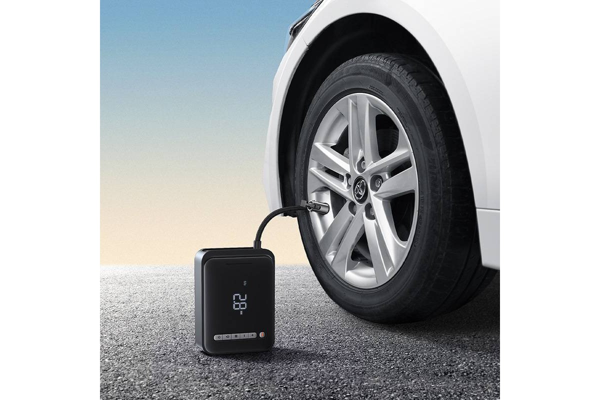 Стартер BASEUS Super Energy 2in1 Car Jump (1000A), 2.4A, 8000 мАч, черный Стартер BASEUS Super Energy 2in1 Car Jump (1000A), 2.4A, 8000 мАч, черный