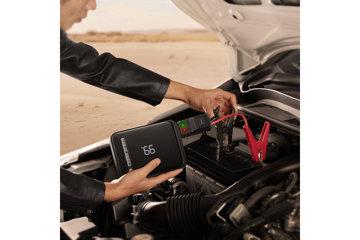 Стартер BASEUS Super Energy 2in1 Car Jump (1000A), 2.4A, 8000 мАч, черный Стартер BASEUS Super Energy 2in1 Car Jump (1000A), 2.4A, 8000 мАч, черный